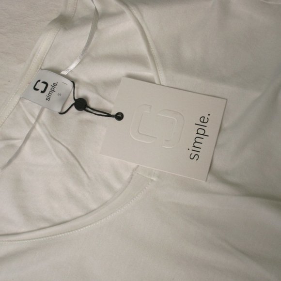 SIMPLE White T-shirt - Picture 6 of 6